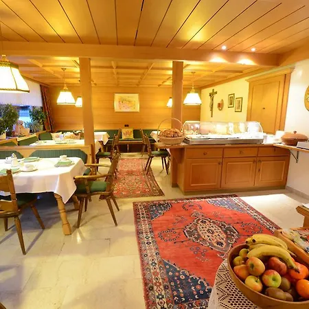 B&B Gastehaus Monika 메이른호픈