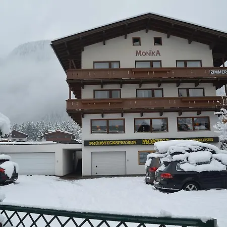 Bed & Breakfast Gastehaus Monika 3*